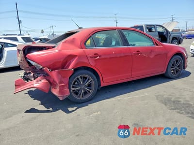 Trzecie zdjęcie samochodu z tyłu: 2010 FORD FUSION SE VIN:3FAHP0HG5AR351722 - miniatura