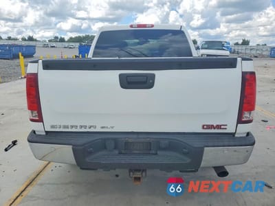 Zdjęcie 6 z 12 samochodu: 2010 GMC SIERRA K1500 SLT VIN:3GTRKWE20AG269319 - miniatura