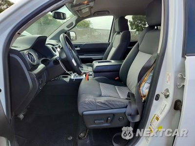 Zdjęcie 7 z 13 samochodu: 2017 TOYOTA TUNDRA CREWMAX SR5 VIN:5TFEY5F1XHX225864 - miniatura