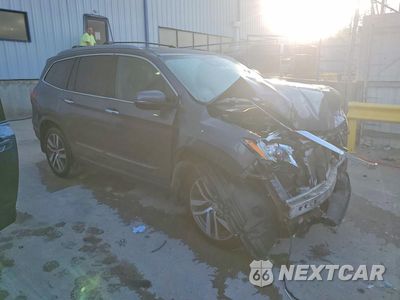 Czwarte zdjęcie samochodu z boku: 2017 HONDA PILOT ELITE VIN:5FNYF6H02HB028355 - miniatura