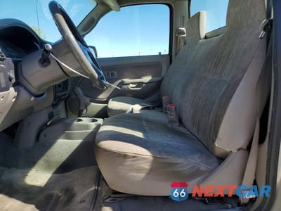 Zdjęcie 7 z 12 samochodu: 2004 TOYOTA TACOMA BASE VIN:5TENL42N14Z360879 - miniatura