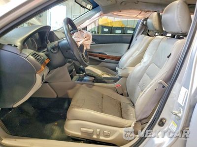 Zdjęcie 7 z 13 samochodu: 2012 HONDA ACCORD EXL VIN:1HGCP3F86CA018056 - miniatura