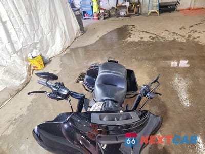 Piąte zdjęcie samochodu w środku: 2021 HARLEY-DAVIDSON FLHTK VIN:1HD1KEF10MB647079 - miniatura