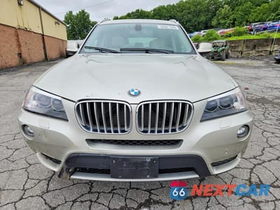 Piąte zdjęcie samochodu w środku: 2011 BMW X3 XDRIVE35I VIN:5UXWX7C53BLT78965 - miniatura