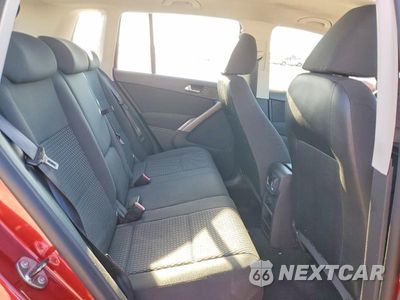 Zdjęcie 11 z 13 samochodu: 2010 VOLKSWAGEN TIGUAN S/SE/SEL VIN:WVGAV7AX4AW000474 - miniatura