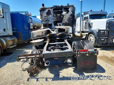 Zdjęcie 6 z 12 samochodu: 2019 PETERBILT 389 SEMI TRUCK VIN:1XPXD49X2KD626587 - miniatura