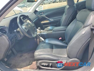 Zdjęcie 7 z 12 samochodu: 2015 LEXUS IS 250 VIN:JTHFF2C26F2532625 - miniatura