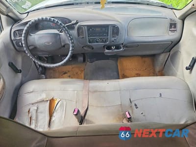 Zdjęcie 8 z 12 samochodu: 2000 FORD F150 VIN:1FTZX1727YKB02038 - miniatura