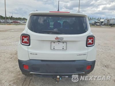 Zdjęcie 6 z 13 samochodu: 2017 JEEP RENEGADE LIMITED VIN:ZACCJBDB1HPF04726 - miniatura