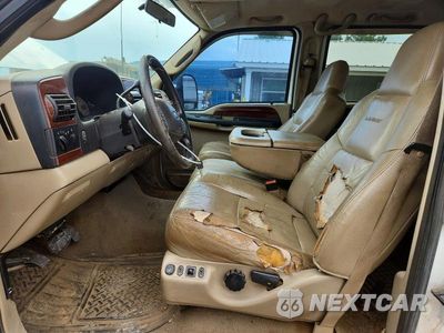 Zdjęcie 7 z 13 samochodu: 2005 FORD F350 SUPER DUTY VIN:1FTWW33PX5EB42613 - miniatura
