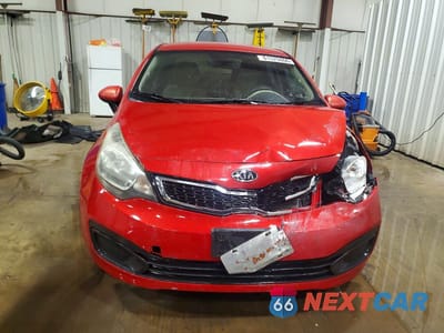 Piąte zdjęcie samochodu w środku: 2013 KIA RIO EX VIN:KNADN4A30D6113370 - miniatura