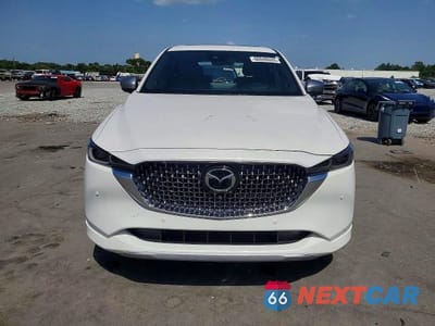 Piąte zdjęcie samochodu w środku: 2024 MAZDA CX-5 SIGNATURE VIN:JM3KFBXY4R0352565 - miniatura