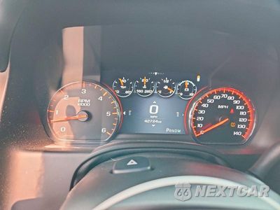 Zdjęcie 9 z 13 samochodu: 2016 GMC YUKON XL DENALI VIN:1GKS2HKJXGR110314 - miniatura