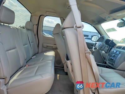 Zdjęcie 10 z 12 samochodu: 2008 GMC SIERRA K1500 VIN:2GTEK190981216468 - miniatura
