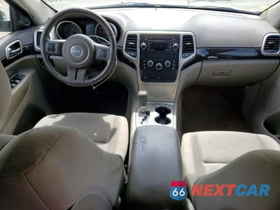 Zdjęcie 8 z 13 samochodu: 2012 JEEP GRAND CHEROKEE LAREDO VIN:1C4RJEAG3CC194619 - miniatura