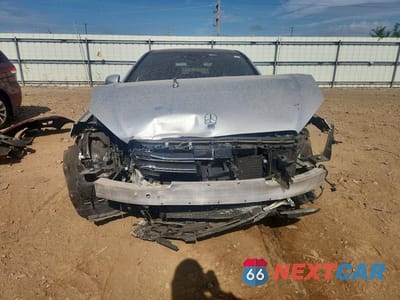 Piąte zdjęcie samochodu w środku: 2018 MERCEDES-BENZ S 450 4MATIC VIN:WDDUG6EB4JA350002 - miniatura