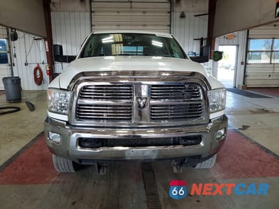 Piąte zdjęcie samochodu w środku: 2012 DODGE RAM 2500 SLT VIN:3C6UD5DL8CG173702 - miniatura