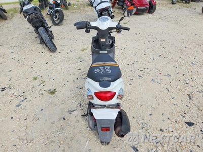 Czwarte zdjęcie samochodu z boku: 2016 GENUINE SCOOTER CO. BUDDY 50 VIN:RFVPAP5A8G1119589 - miniatura
