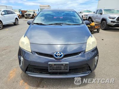 Piąte zdjęcie samochodu w środku: 2013 TOYOTA PRIUS ONE VIN:JTDKN3DU0D5557346 - miniatura