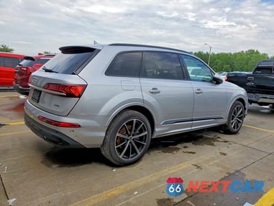 Trzecie zdjęcie samochodu z tyłu: 2021 AUDI Q7 PREMIUM PLUS VIN:WA1LXAF79MD027371 - miniatura