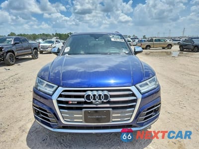 Piąte zdjęcie samochodu w środku: 2018 AUDI SQ5 PRESTIGE VIN:WA1C4AFY4J2088801 - miniatura