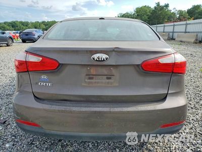 Zdjęcie 6 z 12 samochodu: 2014 KIA FORTE LX VIN:KNAFX4A60E5088331 - miniatura