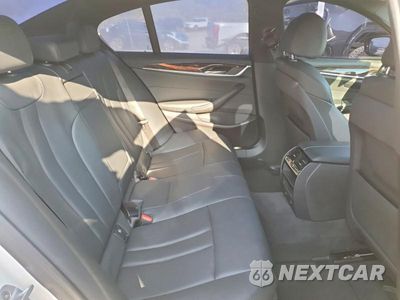 Zdjęcie 10 z 12 samochodu: 2018 BMW 530E VIN:WBAJA9C55JB252522 - miniatura