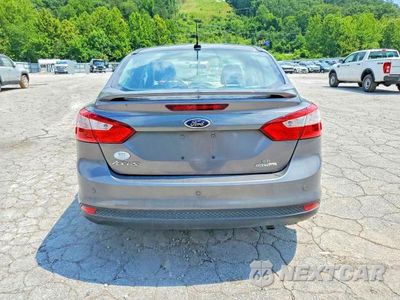 Zdjęcie 6 z 12 samochodu: 2014 FORD FOCUS SE VIN:1FADP3F2XEL425809 - miniatura