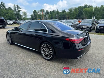 Trzecie zdjęcie samochodu z tyłu: 2022 MERCEDES-BENZ S 500 4MATIC VIN:W1K6G6DB8NA143984 - miniatura