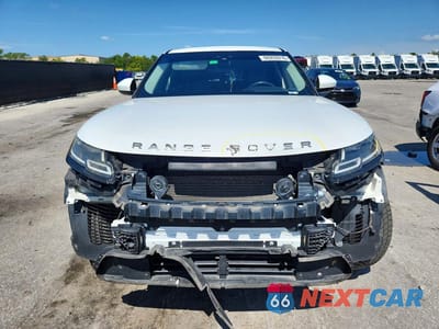 Piąte zdjęcie samochodu w środku: 2020 LAND ROVER RANGE ROVER VELAR S VIN:SALYB2FVXLA258013 - miniatura