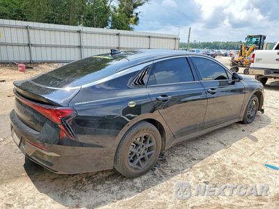 Trzecie zdjęcie samochodu z tyłu: 2025 KIA K5 LXS VIN:KNAG24J71S5391674 - miniatura