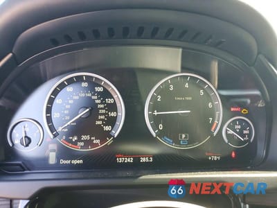 Zdjęcie 9 z 13 samochodu: 2017 BMW X5 XDR40E VIN:5UXKT0C38H0V97947 - miniatura
