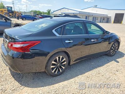 Piąte zdjęcie samochodu w środku: 2018 NISSAN ALTIMA 2.5 SL VIN:1N4AL3AP8JC271886 - miniatura