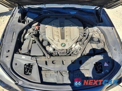 Zdjęcie 11 z 12 samochodu: 2010 BMW 750 I VIN:WBAKA8C52ACY36000 - miniatura