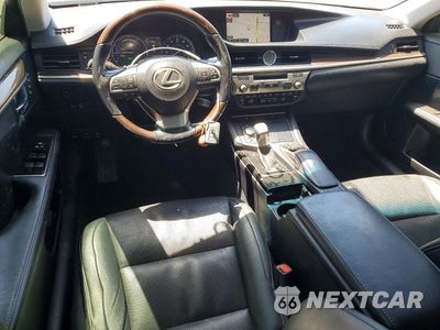 Zdjęcie 8 z 12 samochodu: 2016 LEXUS ES 300H VIN:JTHBW1GG3G2107802 - miniatura