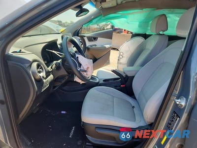 Zdjęcie 7 z 12 samochodu: 2022 HYUNDAI KONA SEL VIN:KM8K6CAB6NU857024 - miniatura