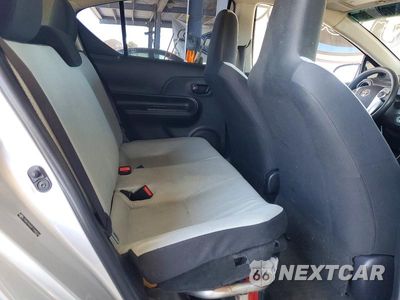 Zdjęcie 10 z 12 samochodu: 2015 TOYOTA PRIUS C ONE VIN:JTDKDTB32F1584524 - miniatura