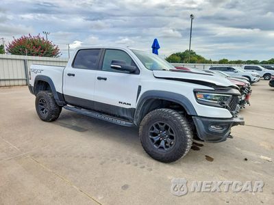 Czwarte zdjęcie samochodu z boku: 2022 RAM 1500 TRX VIN:1C6SRFU91NN120918 - miniatura
