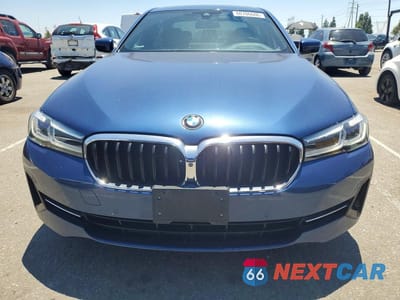 Piąte zdjęcie samochodu w środku: 2021 BMW 540 I VIN:WBA53BJ05MCG14778 - miniatura