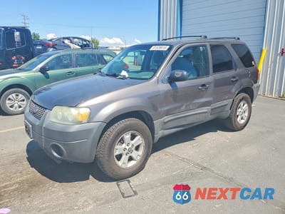 2005 FORD ESCAPE XLT 1FMYU93115KD85740 - główne zdjęcie licytacji z USA - miniatura