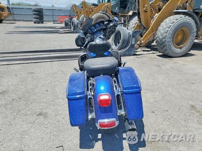 Czwarte zdjęcie samochodu z boku: 2015 HARLEY-DAVIDSON FLHTK ULTRA LIMITED VIN:1HD1KEL17FB674545 - miniatura