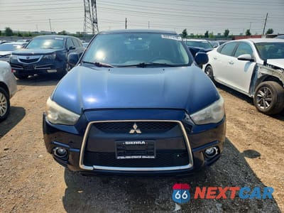 Piąte zdjęcie samochodu w środku: 2011 MITSUBISHI OUTLANDER SPORT SE VIN:JA4AR4AU4BZ008873 - miniatura