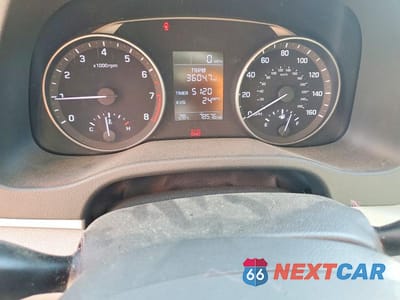 Zdjęcie 9 z 12 samochodu: 2017 HYUNDAI ELANTRA SE VIN:5NPD74LF8HH059333 - miniatura