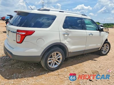 Trzecie zdjęcie samochodu z tyłu: 2011 FORD EXPLORER XLT VIN:1FMHK8D80BGA08634 - miniatura