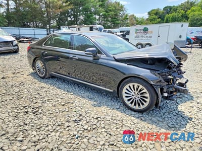 Czwarte zdjęcie samochodu z boku: 2018 GENESIS G90 ULTIMATE VIN:KMHG54JH0JU039429 - miniatura