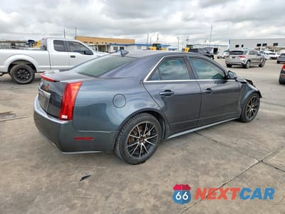 Trzecie zdjęcie samochodu z tyłu: 2013 CADILLAC CTS LUXURY COLLECTION VIN:1G6DF5E54D0103612 - miniatura