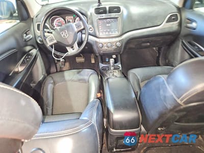 Zdjęcie 8 z 13 samochodu: 2020 DODGE JOURNEY CROSSROAD VIN:3C4PDCGB6LT263919 - miniatura