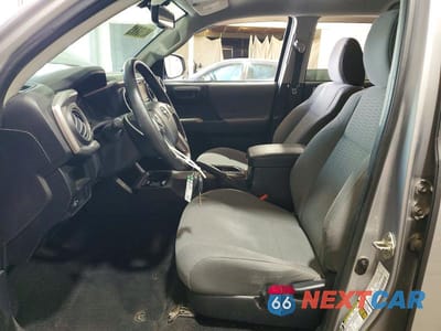 Zdjęcie 7 z 12 samochodu: 2017 TOYOTA TACOMA SR5 V6 VIN:5TFCZ5AN7HX093211 - miniatura