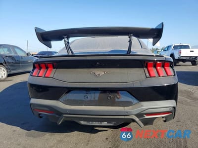 Zdjęcie 6 z 12 samochodu: 2024 FORD MUSTANG VIN:1FA6P8TH4R5137924 - miniatura