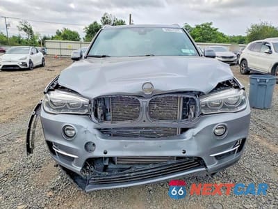 Piąte zdjęcie samochodu w środku: 2018 BMW X5 XDRIVE35I VIN:5UXKR0C52J0X89919 - miniatura